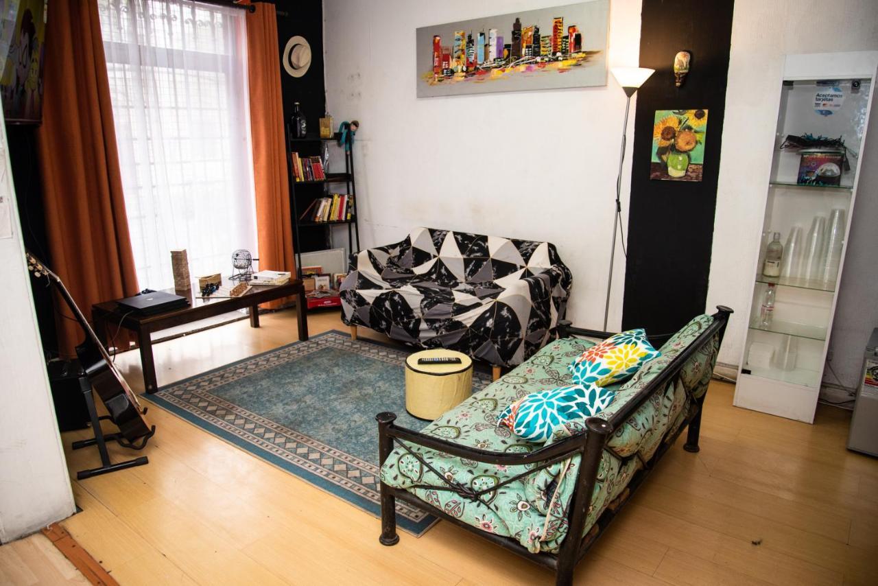 סנטיאגו Urbano Hostel מראה חיצוני תמונה