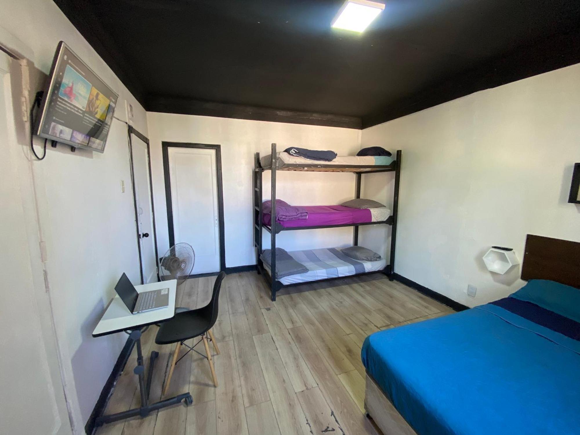 סנטיאגו Urbano Hostel מראה חיצוני תמונה