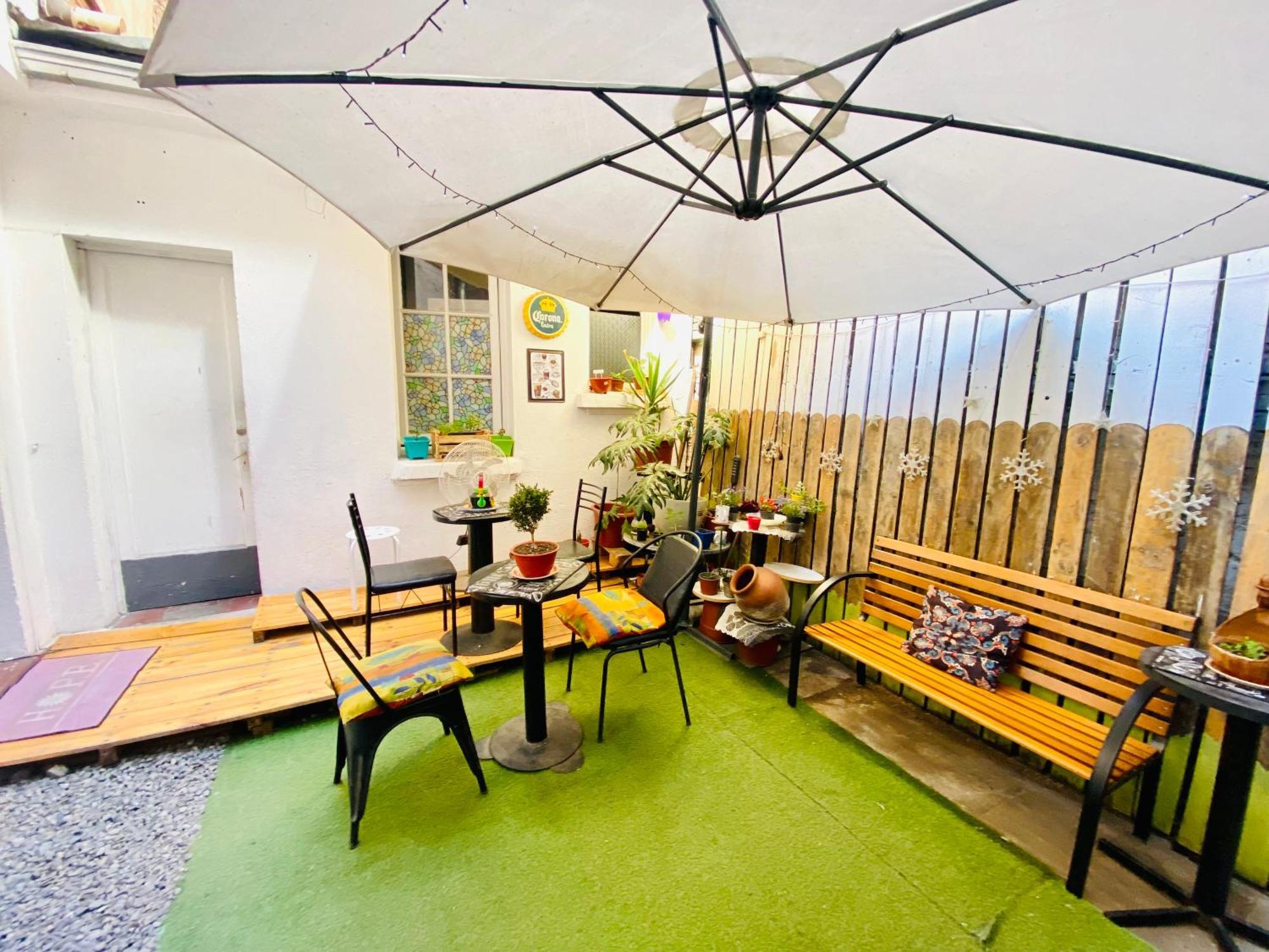 סנטיאגו Urbano Hostel מראה חיצוני תמונה