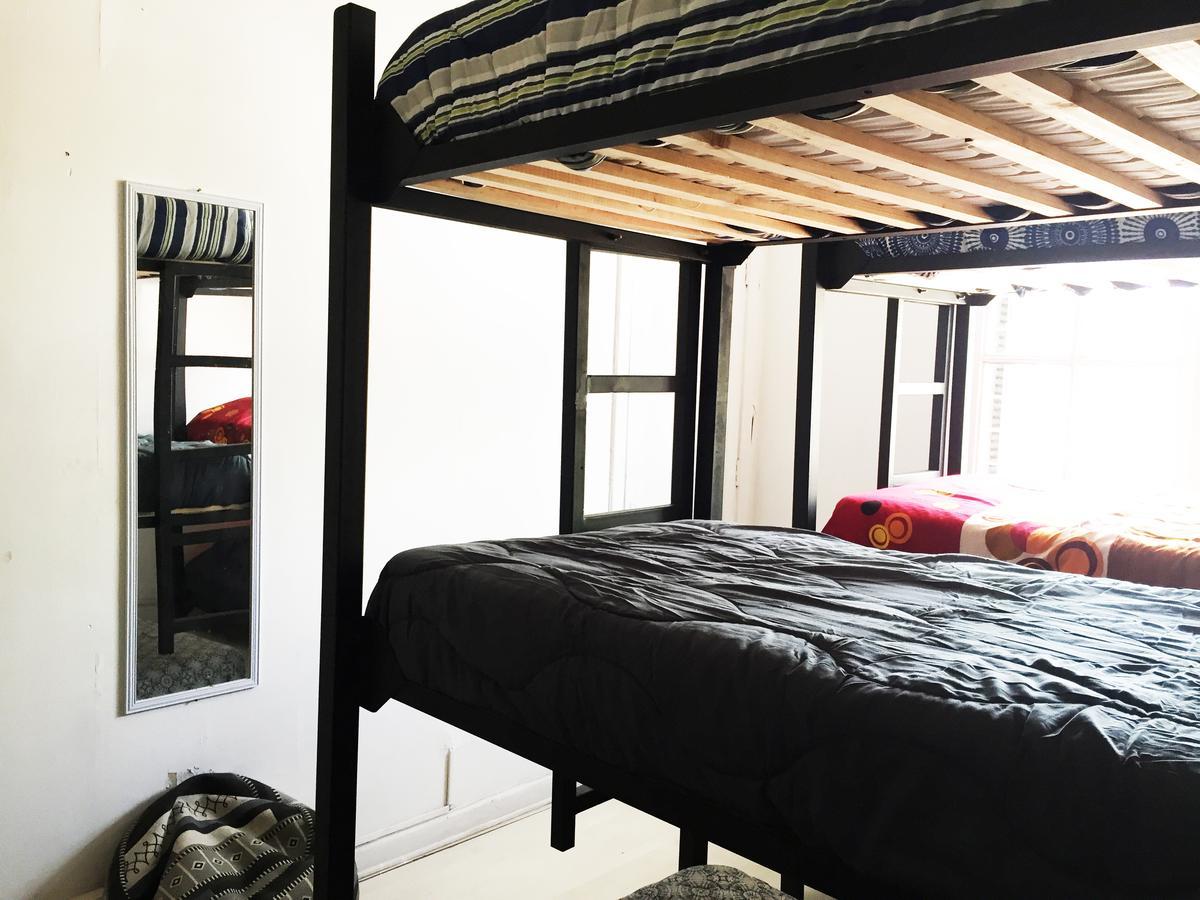 סנטיאגו Urbano Hostel מראה חיצוני תמונה